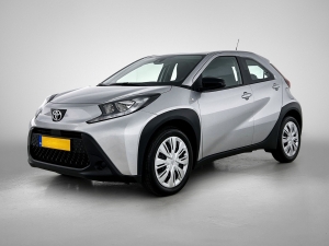 Toyota Aygo X 1.0 VVT-i S-CVT Play