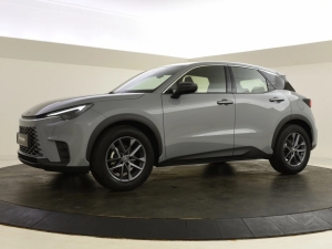 Lexus LBX 2WD