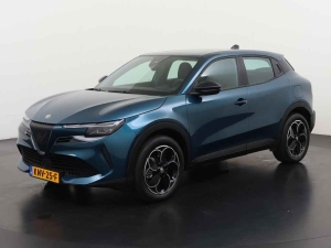Alfa Romeo Junior Elettrica 54 kWh