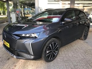 DS DS 7 1.6 PHEV 300 4x4 Pallas DS DS 7 1.6 PHEV 300 4x4 Pallas