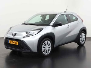 Toyota Aygo X 1.0 VVT-i Play