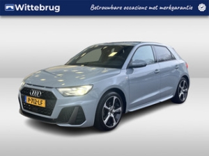 Audi A1 Sportback 30 TFSI S edition Audi A1 Sportback 30 TFSI S edition
