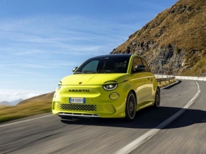 Abarth 500E Electric Urban