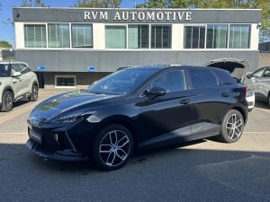 MG MG4 EV Luxury 64 kWh