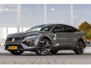 Peugeot 408 Allure 1.2 Hybrid 145 pk Peugeot 408 Allure 1.2 Hybrid 145 pk