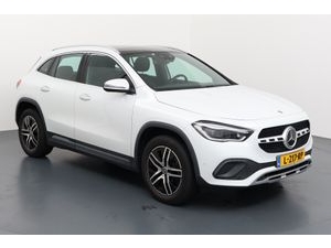 Mercedes-Benz GLA 180 Business Solution Luxury