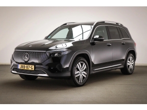 Mercedes-Benz EQB 250+ Electric Art