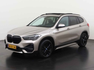 BMW X1 xDrive25e Sport & Shadow Line
