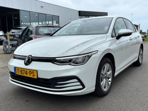 Volkswagen Golf 1.0 TSI Life 111 pk Volkswagen Golf 1.0 TSI Life 111 pk