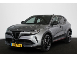Alfa Romeo Junior 1.2 Turbo Hybrid Speciale Alfa Romeo Junior 1.2 Turbo Hybrid Speciale