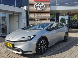 Toyota Prius 2.0 Plug-in Hybrid 220