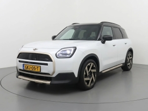 MINI Countryman E Favoured S 66.5 kWh MINI Countryman E Favoured S 66.5 kWh