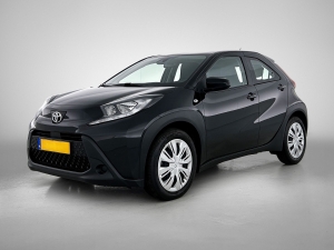 Toyota Aygo X 1.0 VVT-i MT Play Toyota Aygo X 1.0 VVT-i MT Play