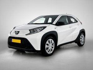 Toyota Aygo X 1.0 VVT-i MT Play Toyota Aygo X 1.0 VVT-i MT Play