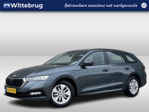 Škoda Octavia Combi 1.0 e-TSI Business Edition Škoda Octavia Combi 1.0 e-TSI Business Edition