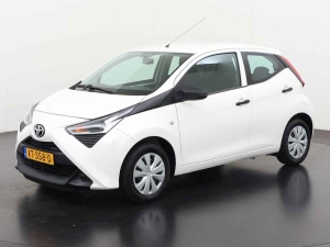 Toyota Aygo 1.0 VVT-i X Toyota Aygo 1.0 VVT-i X