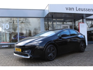 Toyota Prius 2.0 Plug-in Hybrid 220 Executive Toyota Prius 2.0 Plug-in Hybrid 220 Executive