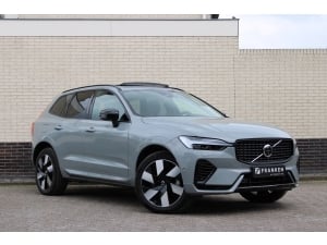 Volvo XC60 2.0 T8 Plug-in Hybrid AWD Ultra Dark