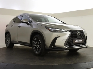 Lexus NX 450h+ AWD Luxury Line Lexus NX 450h+ AWD Luxury Line