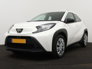 Toyota Aygo X 1.0 VVT-i MT Play