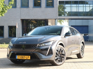 Peugeot 408 1.2 PureTech Allure Pack