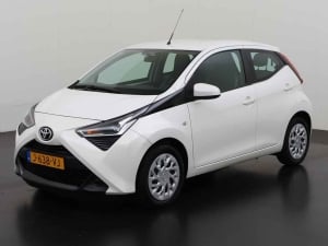 Toyota Aygo 1.0 VVT-i x-play