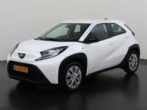 Toyota Aygo X 1.0 VVT-i Play